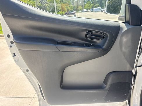 Used 2019 Nissan NV200 SV FWD image 13