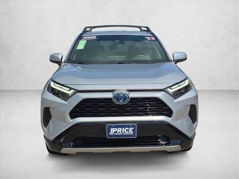 Used 2023 Toyota RAV4 SE AWD/4WD image 2
