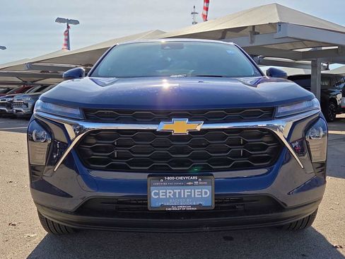 Used 2024 Chevrolet Trax LS w/ LS Convenience Package image 5