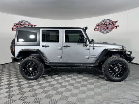 Used 2014 Jeep Wrangler Unlimited Sport AWD/4WD image 8