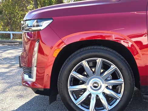 Used 2024 Cadillac Escalade Premium Luxury Platinum w/ LPO, Floor Liner Package image 5