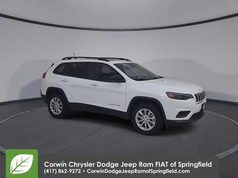 Certified 2022 Jeep Cherokee Latitude Lux w/ Sun & Sound Group AWD/4WD image 2