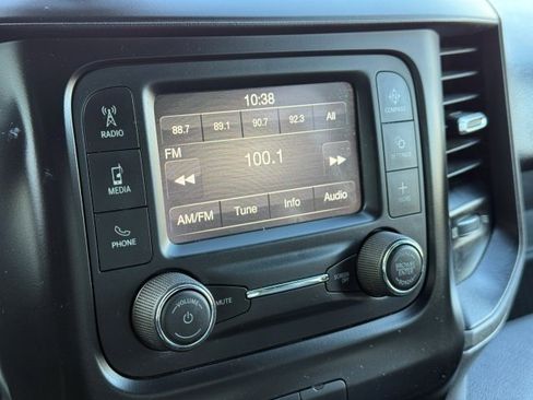 Used 2022 RAM 2500 Tradesman w/ Chrome Appearance Group image 23