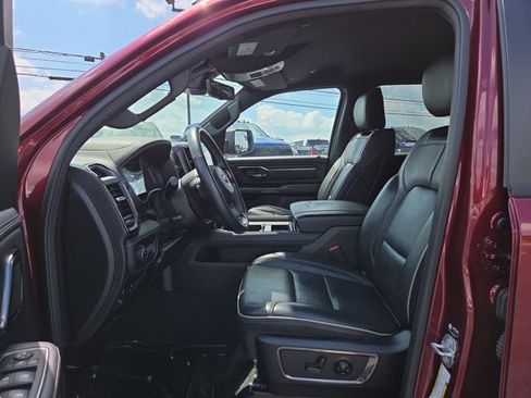 Used 2024 RAM 1500 Limited AWD/4WD image 10