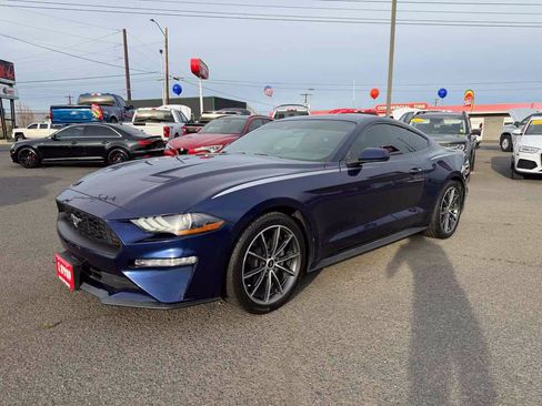 Used 2019 Ford Mustang Coupe w/ Ford Safe & Smart Package RWD image 3