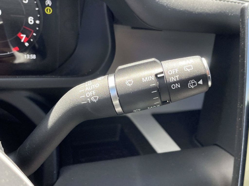 New 2026 Land Rover Defender 110 S AWD/4WD image 39