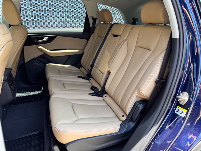Certified 2023 Audi Q7 3.0T Premium w/ Towing Package AWD/4WD image 11