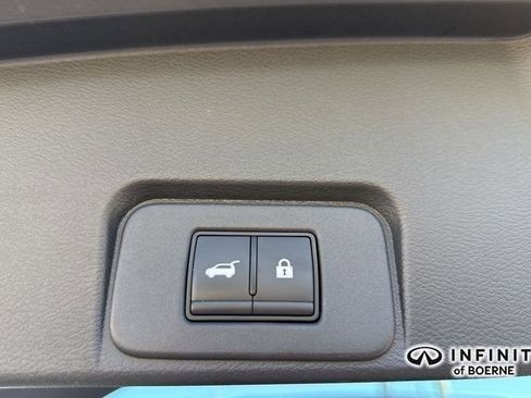 Used 2023 Nissan Rogue Platinum image 36