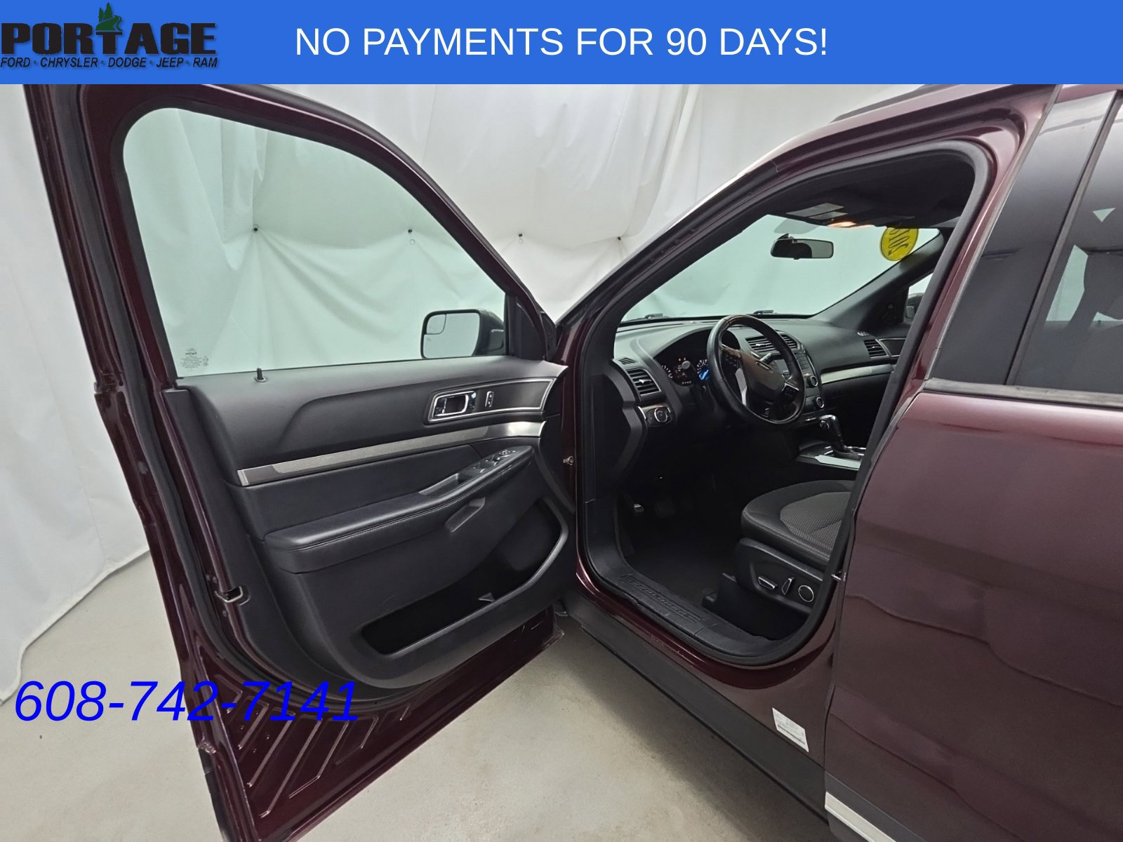 Used 2018 Ford Explorer XLT AWD/4WD image 14