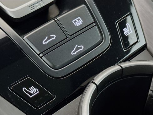 Certified 2023 Porsche 911 Carrera 4 GTS image 21