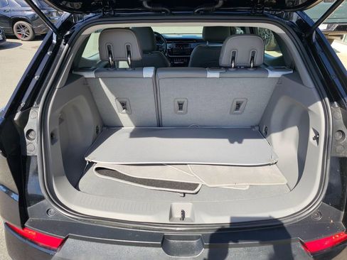 Used 2022 Chevrolet Bolt EUV Premier FWD image 13