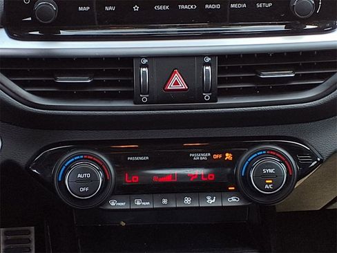 Certified 2024 Kia Forte GT-Line image 15