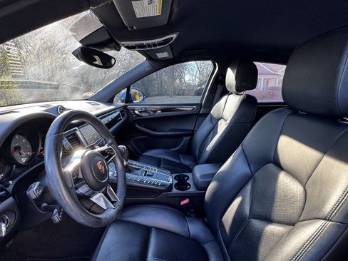 Used 2016 Porsche Macan S image 11