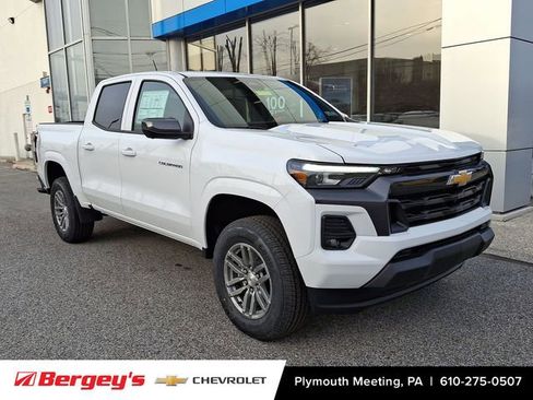 New 2025 Chevrolet Colorado W/T w/ Advanced Trailering Package image 2