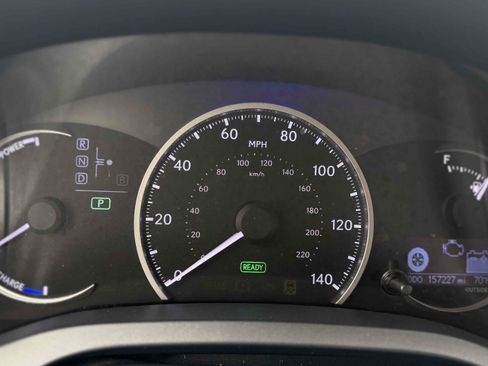 Used 2012 Lexus CT 200h FWD image 28