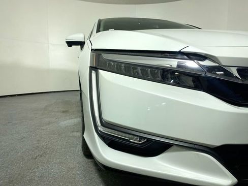 Used 2018 Honda Clarity Plug-In Hybrid image 29