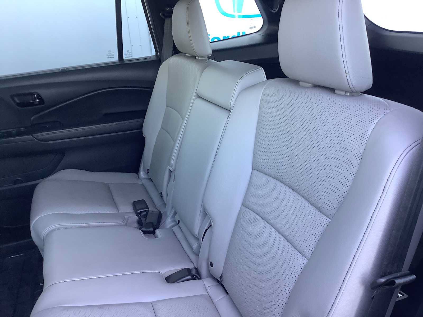 Used 2022 Honda Passport Elite image 12