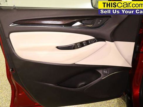 Used 2023 Buick Enclave Essence image 32