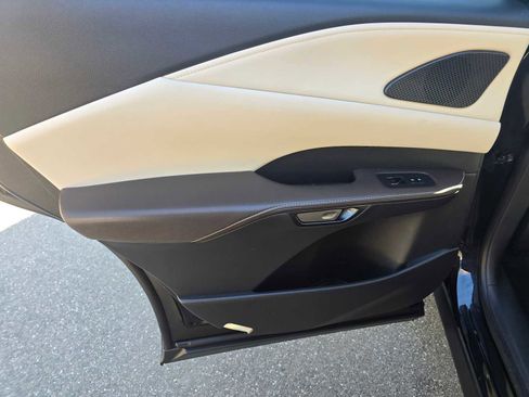 Used 2024 Lexus RX 350h image 19