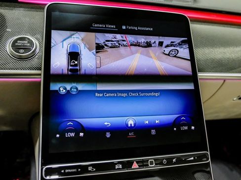 Used 2025 Mercedes-Benz S 580 4MATIC Sedan image 21