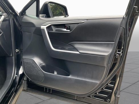 Used 2024 Toyota RAV4 XLE FWD image 22