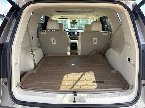 Certified 2023 GMC Acadia Denali w/ Denali Technology Package image 22