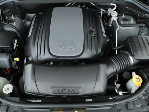 Used 2022 Dodge Durango R/T w/ Blacktop Package image 17