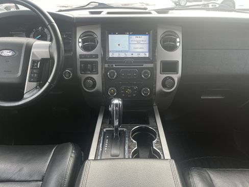 Used 2017 Ford Expedition EL Limited w/ Equipment Group 301A image 15