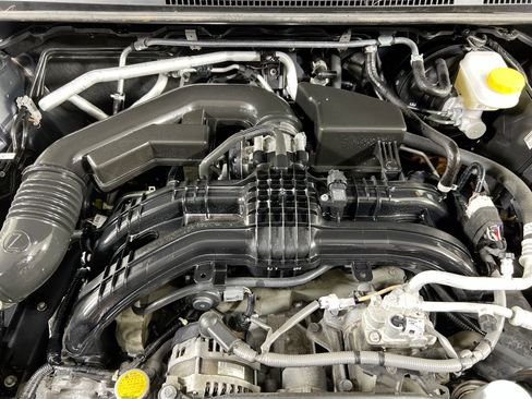 Used 2023 Subaru Crosstrek 2.0i Premium AWD/4WD image 29