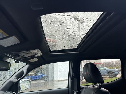 Used 2019 Toyota Tacoma TRD Pro image 11