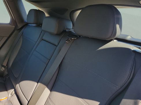 Certified 2026 Mercedes-Benz GLC 300 image 8