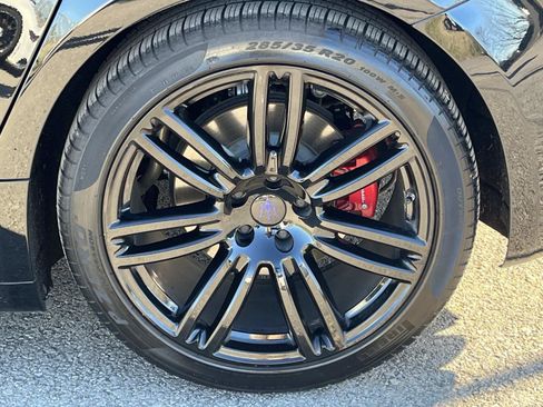 Used 2018 Maserati Ghibli GranSport image 11