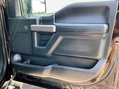 Used 2020 Ford F150 XLT w/ Equipment Group 302A Luxury AWD/4WD image 12