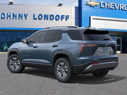 New 2026 Chevrolet Equinox LT w/ Convenience Package II FWD image 3