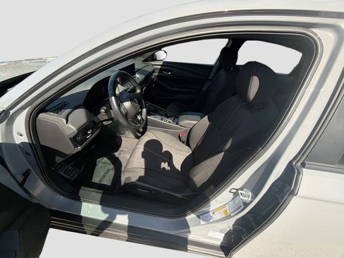 Used 2024 Honda Accord Sport image 18