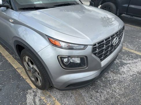Used 2023 Hyundai Venue SEL w/ Cargo Package image 13