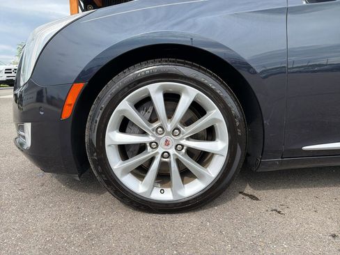 Used 2014 Cadillac XTS Luxury FWD image 16