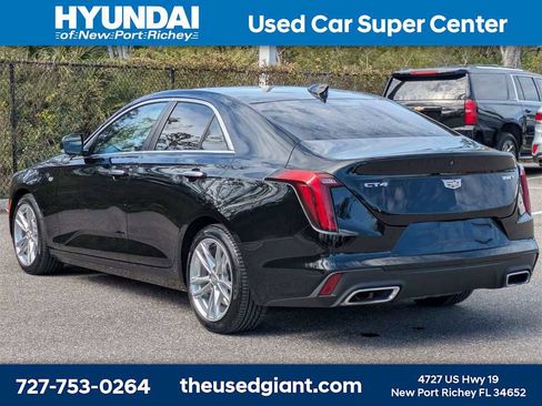Used 2021 Cadillac CT4 Luxury image 3