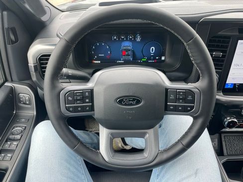 Used 2025 Ford F150 Lariat w/ Equipment Group 502A High image 27