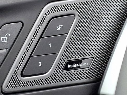 New 2026 BMW X1 xDrive28i w/ Technology Package image 16