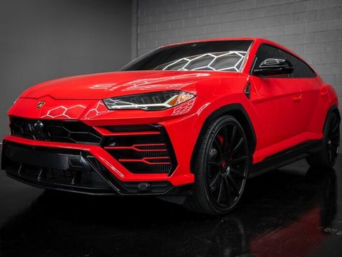 Used 2021 Lamborghini Urus image 7
