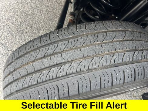 Used 2024 RAM 2500 Big Horn w/ Bed Utility Group image 27