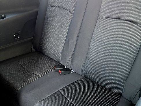 Used 2017 Dodge Journey SE w/ Flexible Seating Group image 22