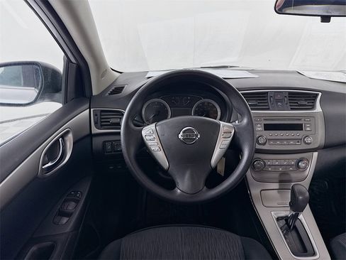 Used 2014 Nissan Sentra SV image 19