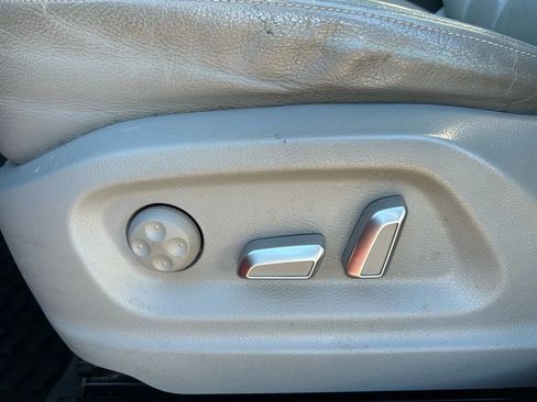 Used 2018 Audi Q3 2.0T Premium image 24