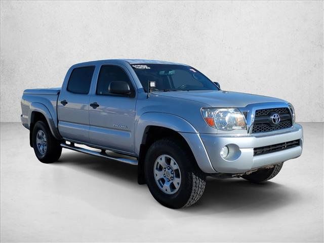 Used 2011 Toyota Tacoma 4x4 Double Cab w/ SR5 Pkg #2 image 3