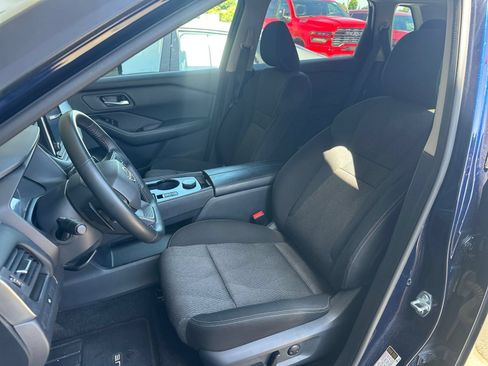 Used 2025 Nissan Rogue SV AWD/4WD image 37