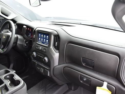 Used 2025 Chevrolet Silverado 1500 Custom AWD/4WD image 35