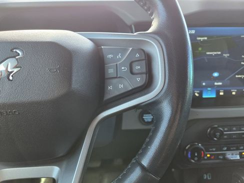 Used 2022 Ford Bronco Badlands image 20