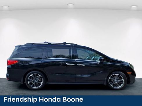 Used 2023 Honda Odyssey Elite image 7